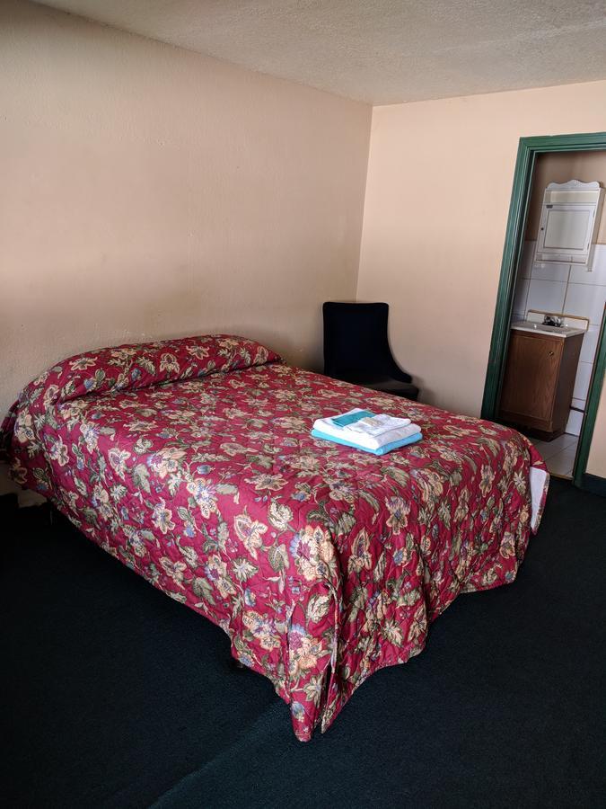 Model Motel Kankakee Extérieur photo